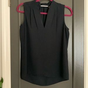🖤TAHARI Sleeveless Blouse